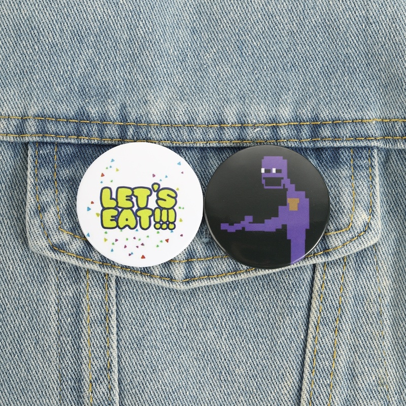 Horror-Spiel Antagonisten-Pin  – Retro Gaming Style Bewertung und Preis